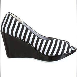 UNIONBAY Women's Sellina Wedge size 9